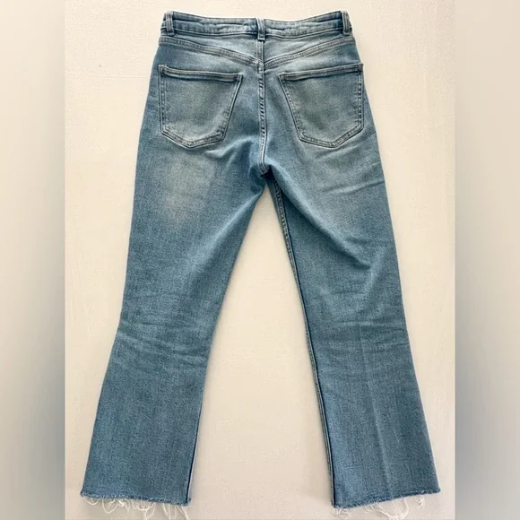 Zara mid-rise cropped mini flare jean in light blue - Picture 3 of 6